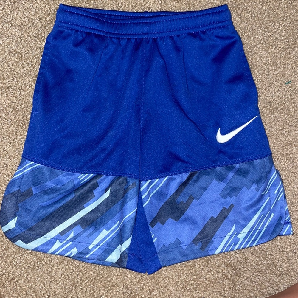 Boys Nike Dri-Fit Shorts Size 7